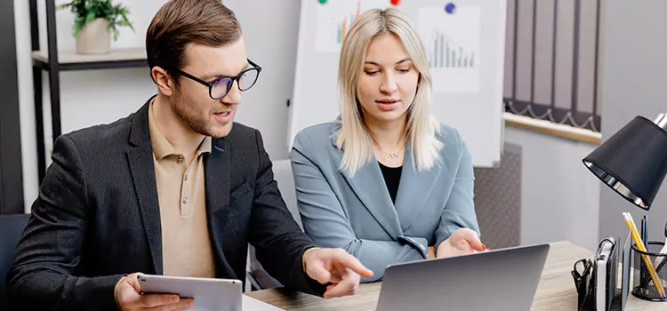 Key Features of Government Business Financing in Canada, CA